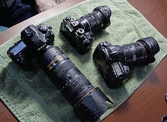 三款相机的防水性能合格
